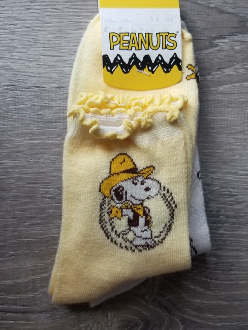Western Snoopy Ruffle Crew Socks - Picture 2 of 5